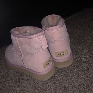 UGG Classic Mini Boot